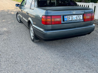 Volkswagen Passat foto 3