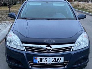 Opel Astra foto 2