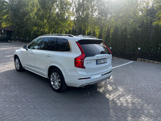 Volvo XC90 foto 3