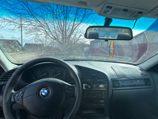 BMW 3 Series фото 6