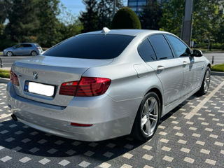 BMW 5 Series foto 4