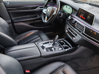 BMW 7 Series foto 16