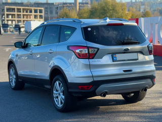 Ford Kuga foto 7