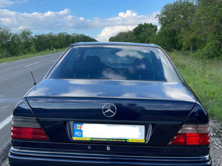 Mercedes Series (W124) foto 8