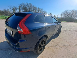 Volvo XC60 foto 4