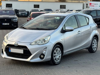 Toyota Prius c