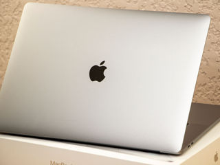 Macbook Pro 15 2019/ Core I7 9750H/ 16Gb Ram/ Radeon Pro 555X/ 500Gb SSD/ 15.4" Retina! foto 11