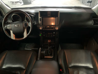 Toyota Land Cruiser Prado foto 8