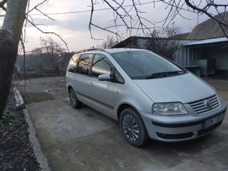 Volkswagen Sharan foto 3