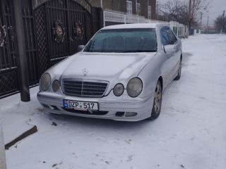 Mercedes E-Class