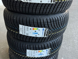 225/45 R18 Goodyear Vector 4Seasons Gen-3