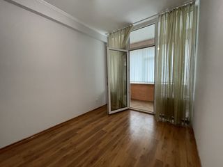 Apartament de vânzare, Chișinău, sec. Botanica, Bloc Nou, 2 camere, 74mp, et. 1 foto 6