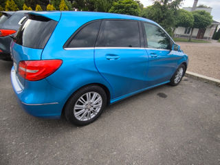 Mercedes B-Class foto 10