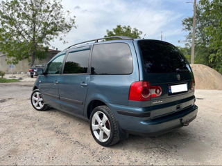 Volkswagen Sharan foto 3