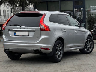 Volvo XC60 foto 3