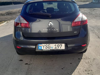 Renault Megane foto 2