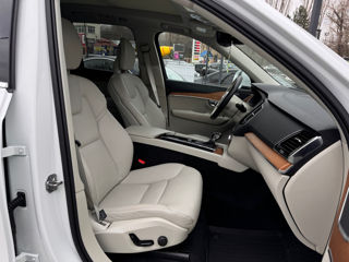 Volvo XC90 foto 13