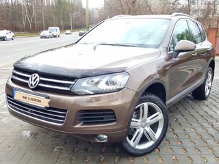 Volkswagen Touareg foto 1