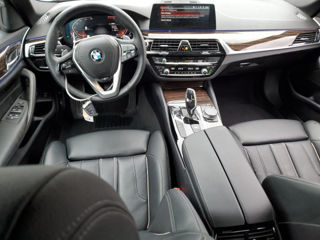 BMW 5 Series foto 9