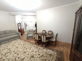 Apartament cu 2 camere, 115 m², Centru, Chișinău foto 4