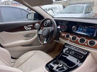 Mercedes E-Class foto 6