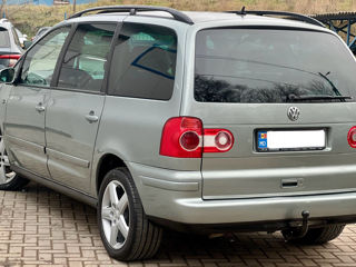 Volkswagen Sharan foto 3