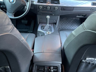 BMW 5 Series foto 6