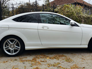 Mercedes C-Class Coupe foto 5