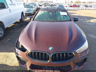 BMW 8 Series foto 9