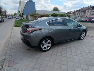 Chevrolet Volt фото 4