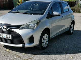 Toyota Yaris foto 2