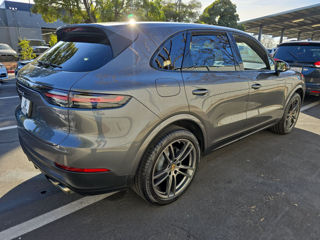 Porsche Cayenne foto 2