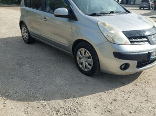 Nissan Note foto 2