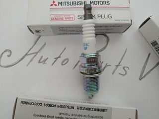 bujii de aprindere /свечи зажигания/Свеча зажигания / Mitsubishi Outlander PHEV 2.0 Hybrid 4WD foto 8