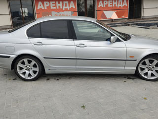 BMW 3 Series foto 4