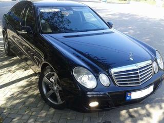 Mercedes E Class foto 8