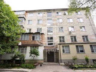 Apartament cu 2 camere, 65 m², Buiucani, Chișinău foto 16