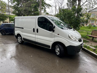 Opel Vivaro foto 1