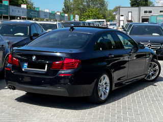 BMW 5 Series foto 3