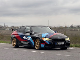 BMW 3 Series foto 12