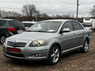 Toyota Avensis foto 3