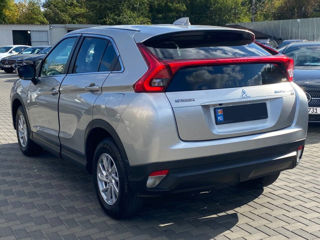 Mitsubishi Eclipse Cross foto 3