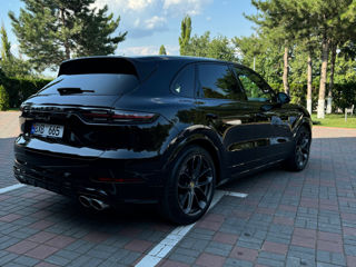 Porsche Cayenne foto 4