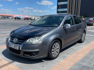 Volkswagen Jetta foto 2