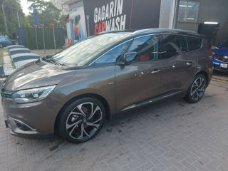 Renault Grand Scenic foto 2