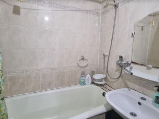 Apartament cu 3 camere, 67 m², Botanica, Chișinău foto 2