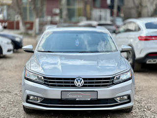 Volkswagen Passat foto 2