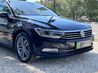 Volkswagen Passat foto 8