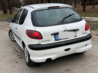 Peugeot 206 foto 4