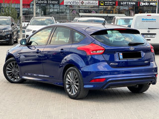 Ford Focus foto 3